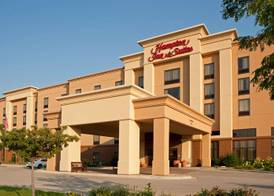 Hampton Inn & Suites Bloomington-Normal 2