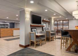 Hampton Inn Charlottesville 5