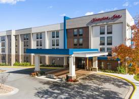 Hampton Inn Winchester N/Conference Center 2