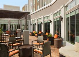 Hilton Garden Inn Houston-Baytown 2
