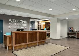 Hampton Inn & Suites Pittsburgh/Harmarville 4