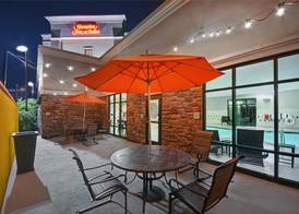 Hampton Inn and Suites Robbinsville 3