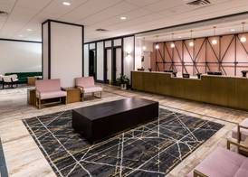 DoubleTree by Hilton Newark Penn Station 4