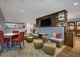 Hampton Inn Salisbury 5