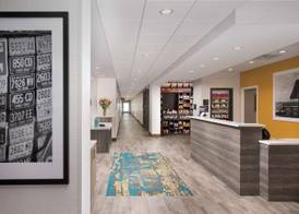 Hampton Inn Miami Airport East 4