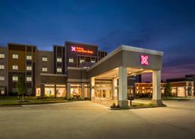 Hilton Garden Inn Houston-Baytown 3