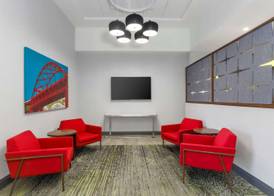 Hampton Inn & Suites Pittsburgh-Downtown 3