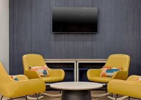 Spark By Hilton Newcomerstown 4