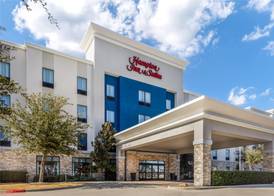 Hampton Inn & Suites Dallas/Plano-East 2