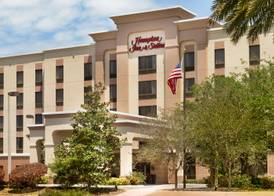 Hampton Inn & Suites Largo 2