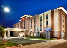 Hampton Inn Leavenworth, KS 3