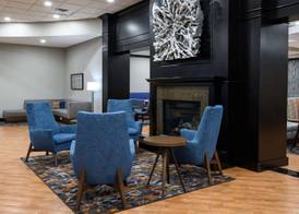 Hampton Inn Evansville/Airport 5