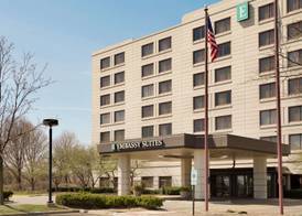 Embassy Suites by Hilton Chicago North Shore Deerfield 2