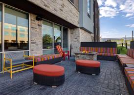 Home2 Suites By Hilton Allentown Bethlehem Airport 5
