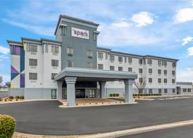 Spark by Hilton Cincinnati Fairfield 4