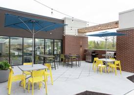Home2 Suites By Hilton Indianapolis Airport 4