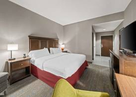 Hampton Inn New Bedford/Fairhaven 4