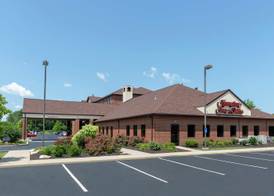 Hampton Inn & Suites Cleveland-Airport/Middleburg Heights 2