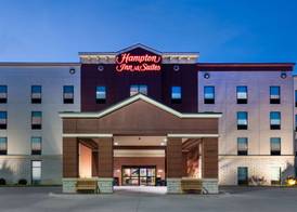 Hampton Inn & Suites Dodge City 2