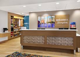 Hampton Inn & Suites Syracuse North Airport Area 5