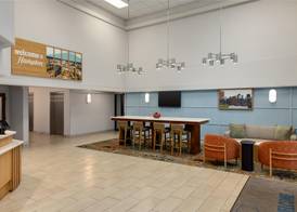 Hampton Inn Springfield-South 5