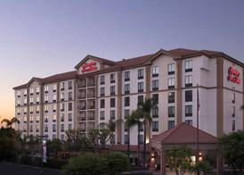 Hampton Inn & Suites Anaheim Garden Grove 4