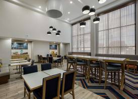 Hampton Inn Linden 5