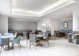 Embassy Suites by Hilton Tampa Airport Westshore 5