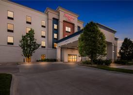 Hampton Inn Omaha/West Dodge Road (Old Mill) 3