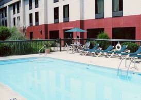 Hampton Inn Sanford 4