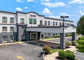 Spark by Hilton Lancaster Dutch Country 3