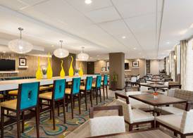 Hampton Inn & Suites by Hilton Vancouver-Downtown 3