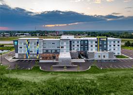 Tru By Hilton Kalamazoo 3