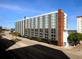 Hilton Garden Inn LAX Los Angeles Airport 2