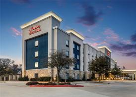 Hampton Inn & Suites Dallas/Plano-East 3