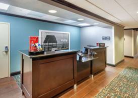 Hampton Inn & Suites Houston/League City 3