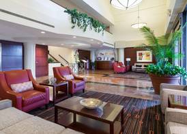DoubleTree Suites by Hilton Cincinnati - Blue Ash 2