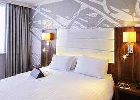 Mercure Telford Centre Hotel 3