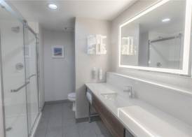Hampton Inn By Hilton Santa Clarita-Valencia 4