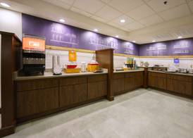 Hampton Inn Hays-North of I-70 5