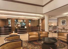 Embassy Suites by Hilton Orlando International Drive ICON Park 4