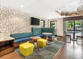 Hampton Inn Ft. Myers-Airport I-75 5