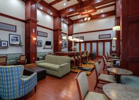 Hampton Inn & Suites Detroit/Chesterfield Township 5
