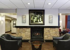 Hampton Inn & Suites Temecula 5