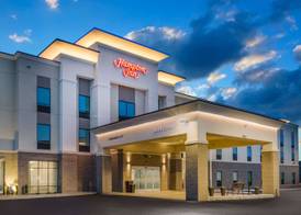 Hampton Inn Newport 2