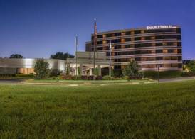 DoubleTree by Hilton Winston Salem - University, NC 4
