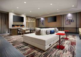DoubleTree by Hilton Chicago Midway Airport 4