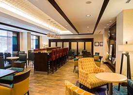 Hampton Inn by Hilton Ottawa Airport, ON, CN 2