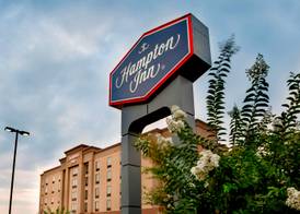 Hampton Inn Harrisonburg - South 5