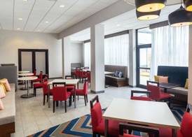 Hampton Inn & Suites Parker 4